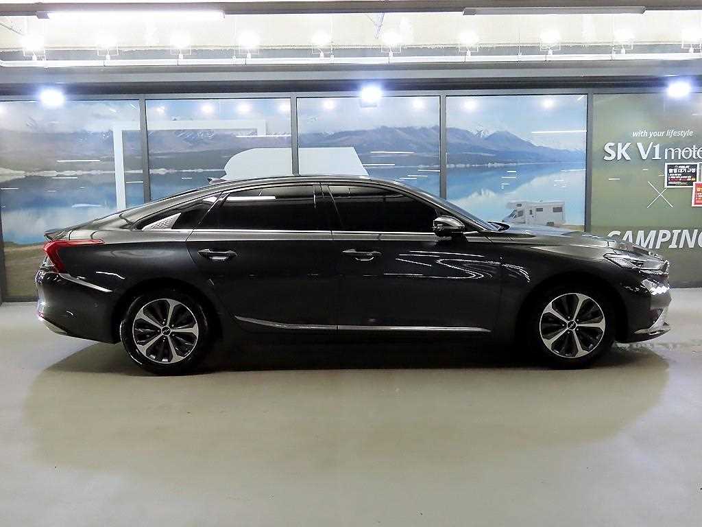 KIA K8 - Vista 3