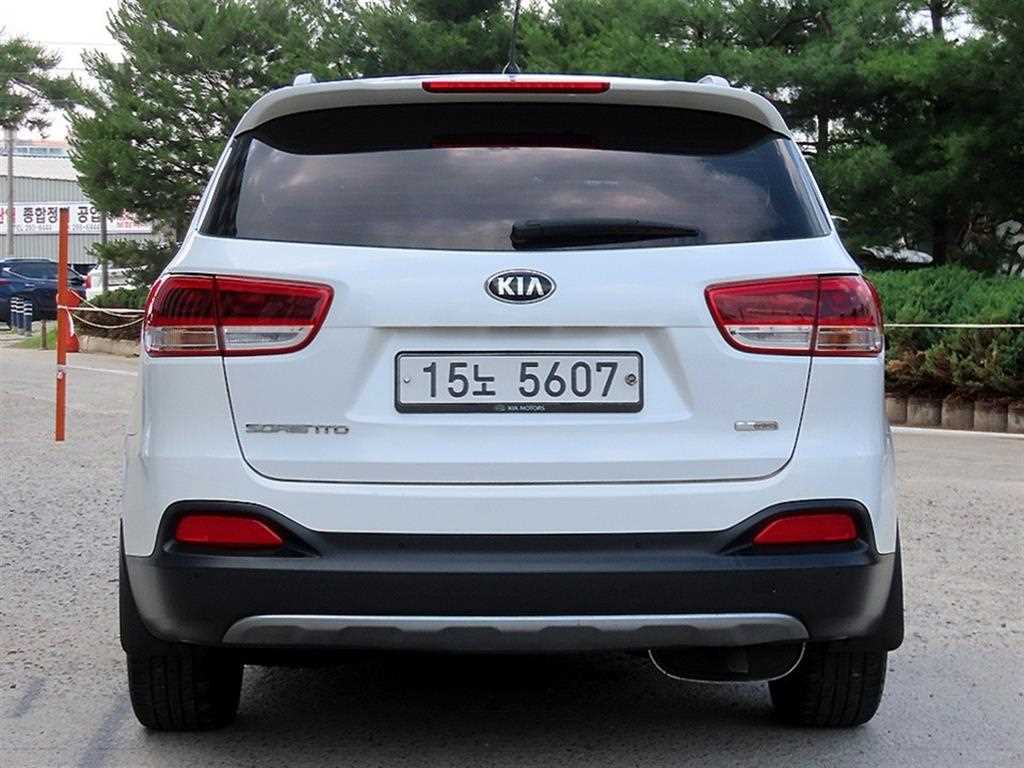 KIA Sorento - Vista 4