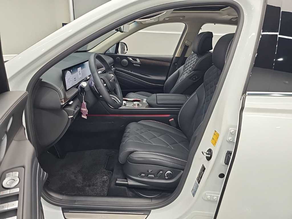 Genesis GV80 - Vista 11