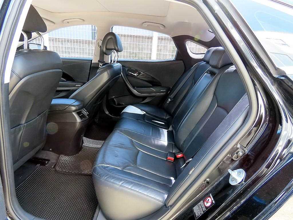 HYUNDAI Grandeur - Vista 6