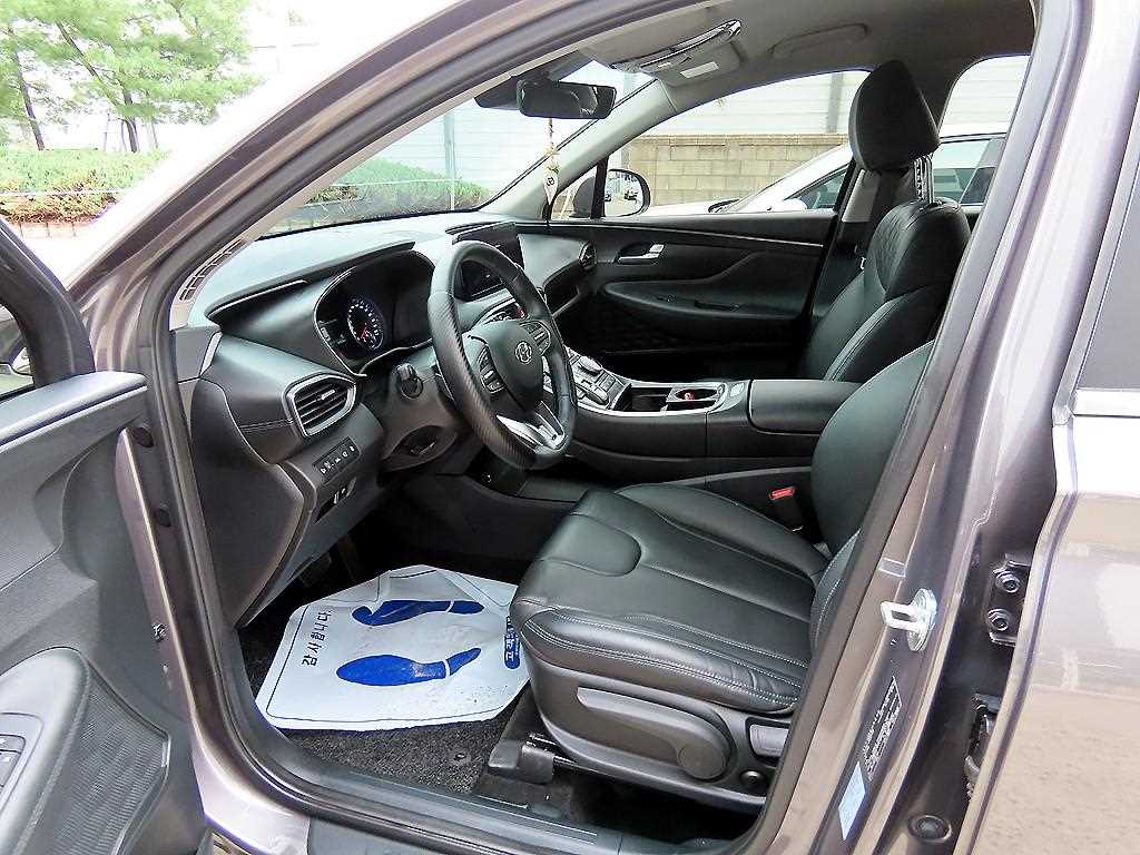 HYUNDAI Santa Fe - Vista 5