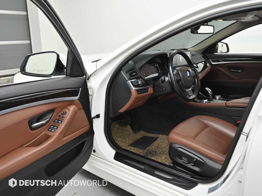 BMW 5 Series - Vista 11