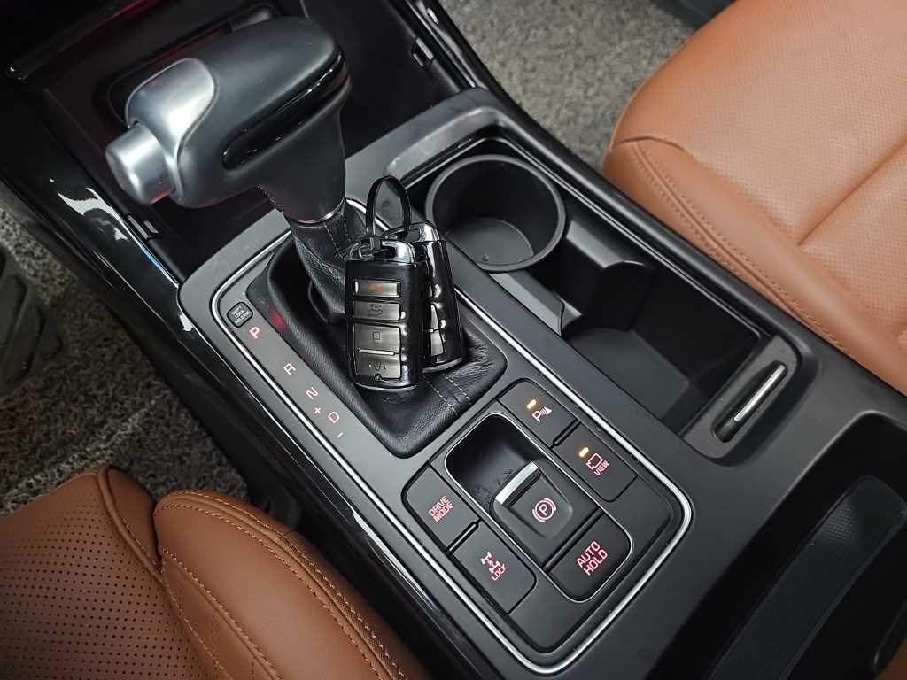 KIA Sorento - Vista 8