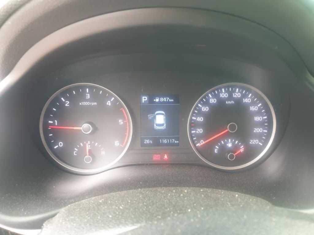 KIA Stonic - Vista 5