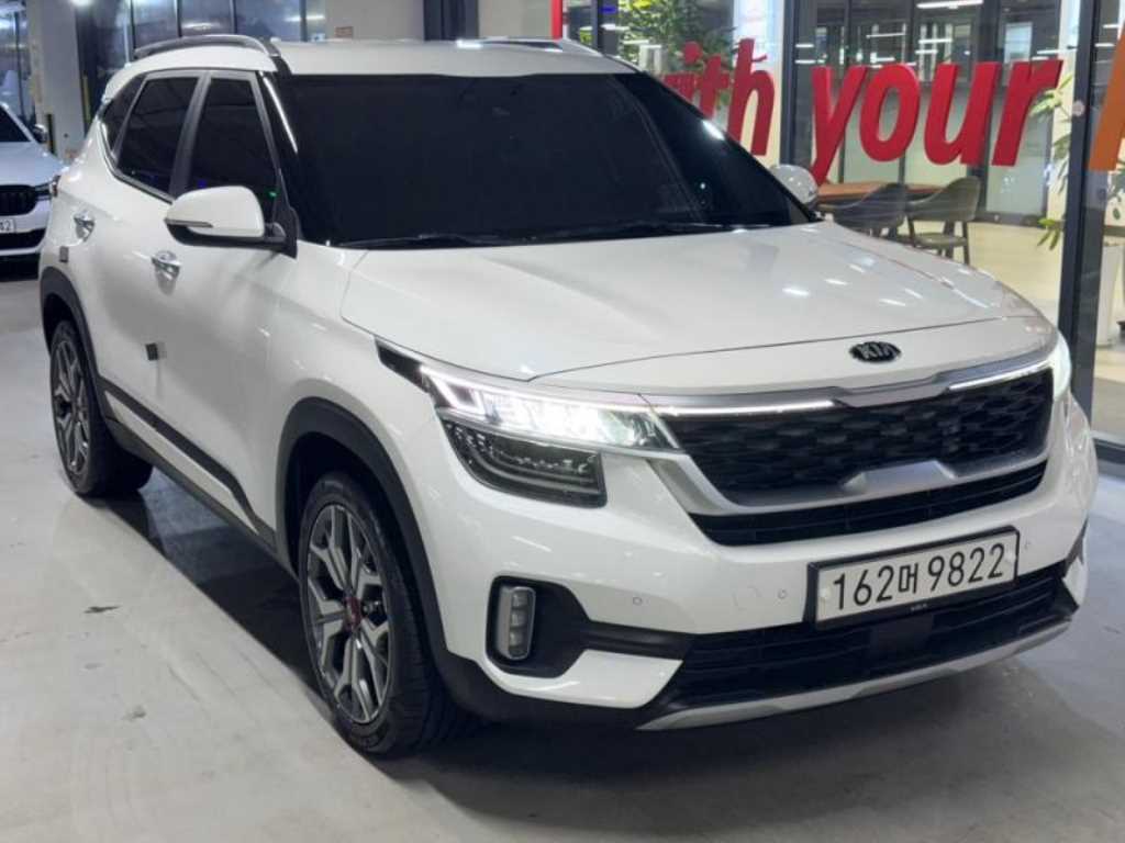KIA Seltos - Vista 2