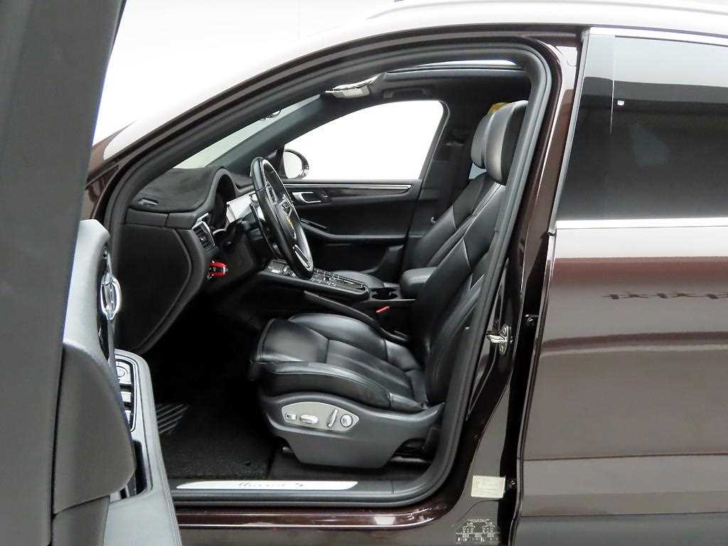 Porsche Macan - Vista 12