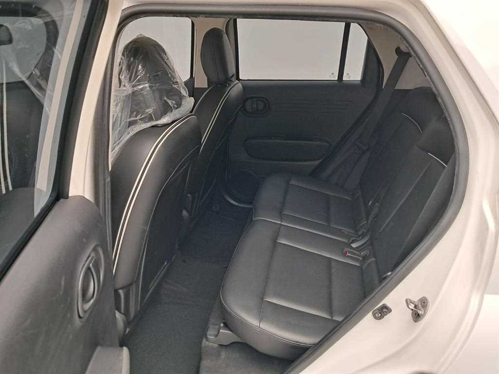 HYUNDAI Casper - Vista 12