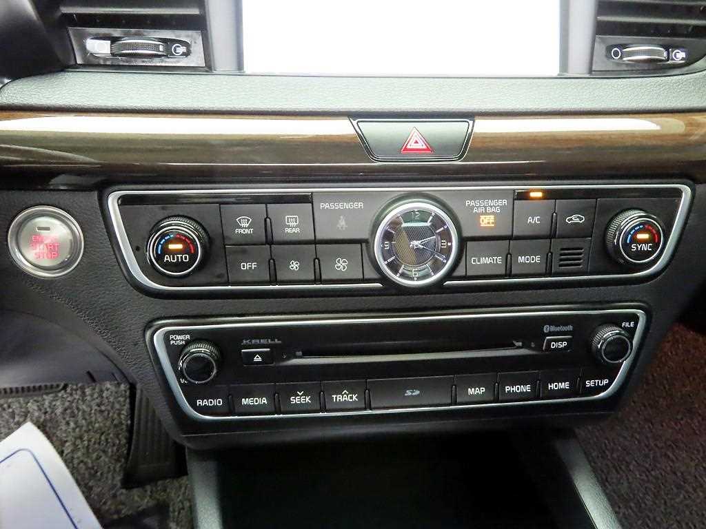 KIA K7 - Vista 9