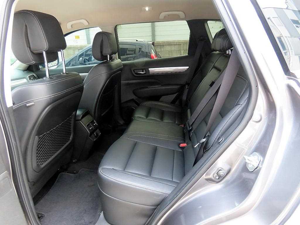 SAMSUNG QM6 - Vista 6