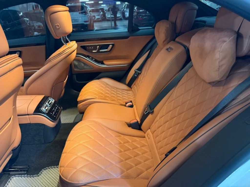 Mercedes Benz S Class - Vista 7