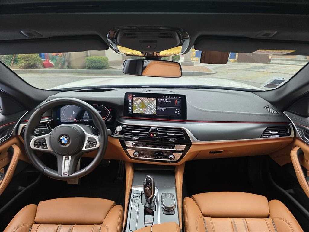 BMW 5 Series - Vista 8