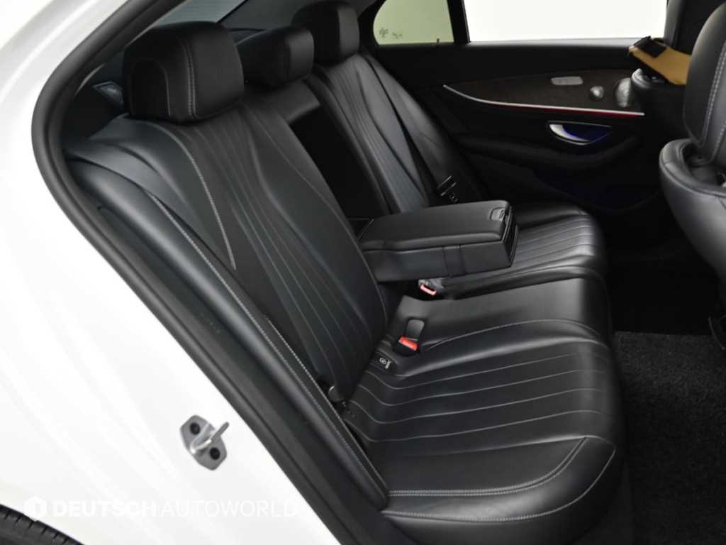 Mercedes Benz E class - Vista 12