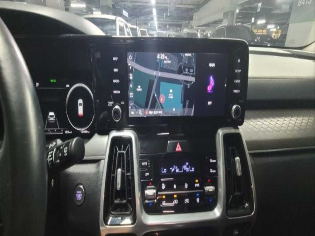KIA Sorento - Vista 11