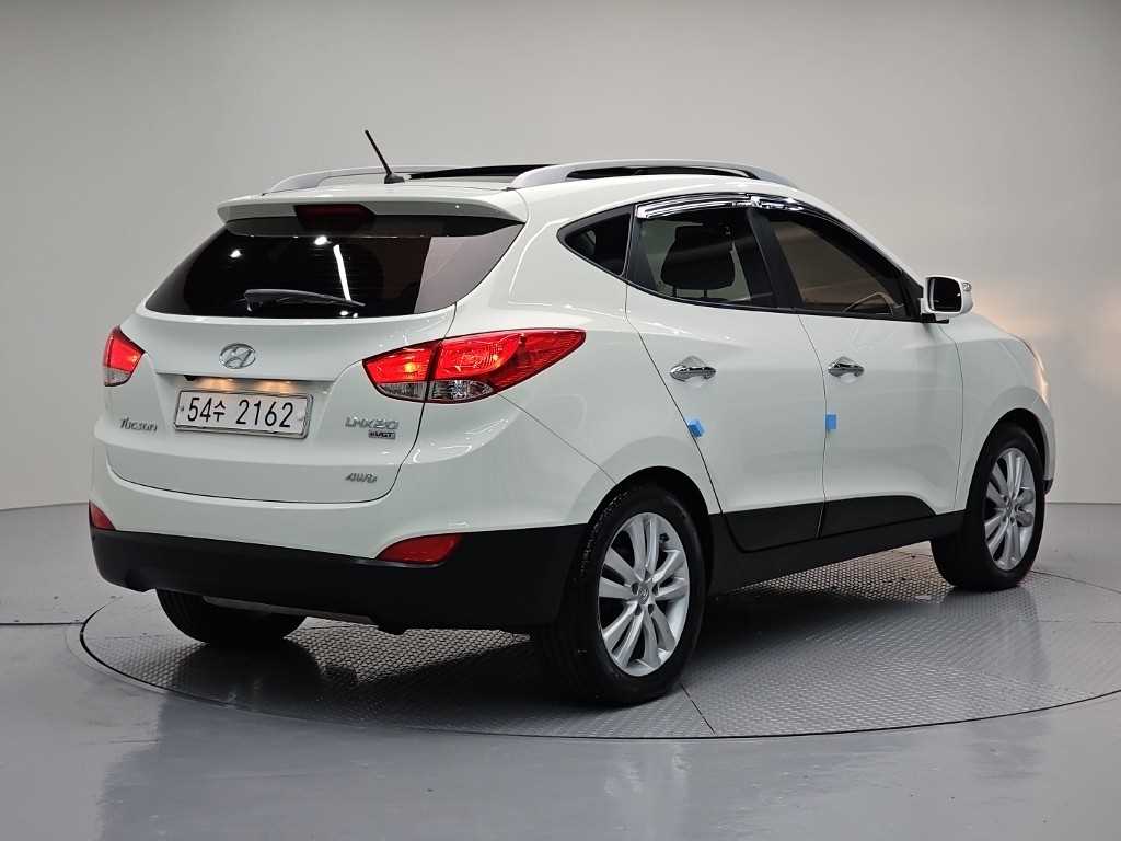 HYUNDAI Tucson - Vista 4