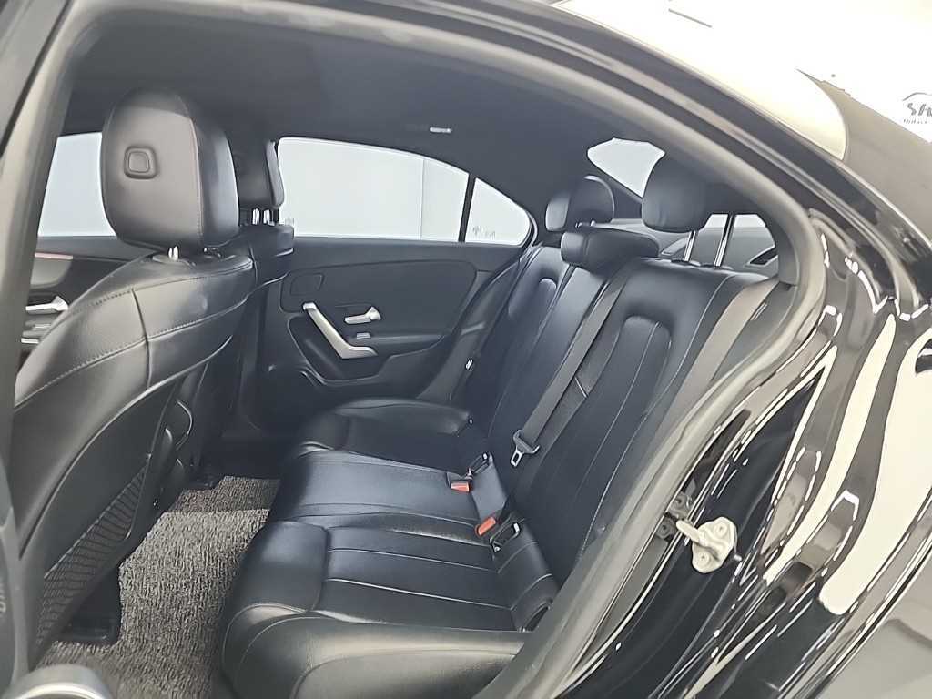 Mercedes Benz A Class - Vista 12