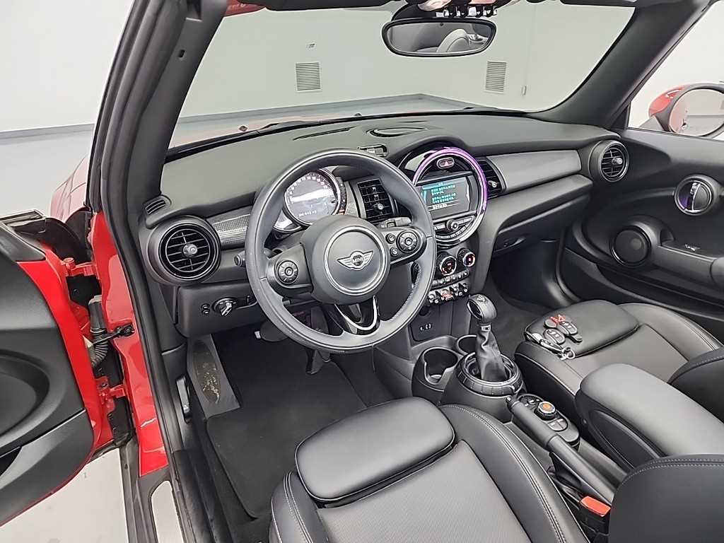 Mini Cooper Convertible - Vista 7