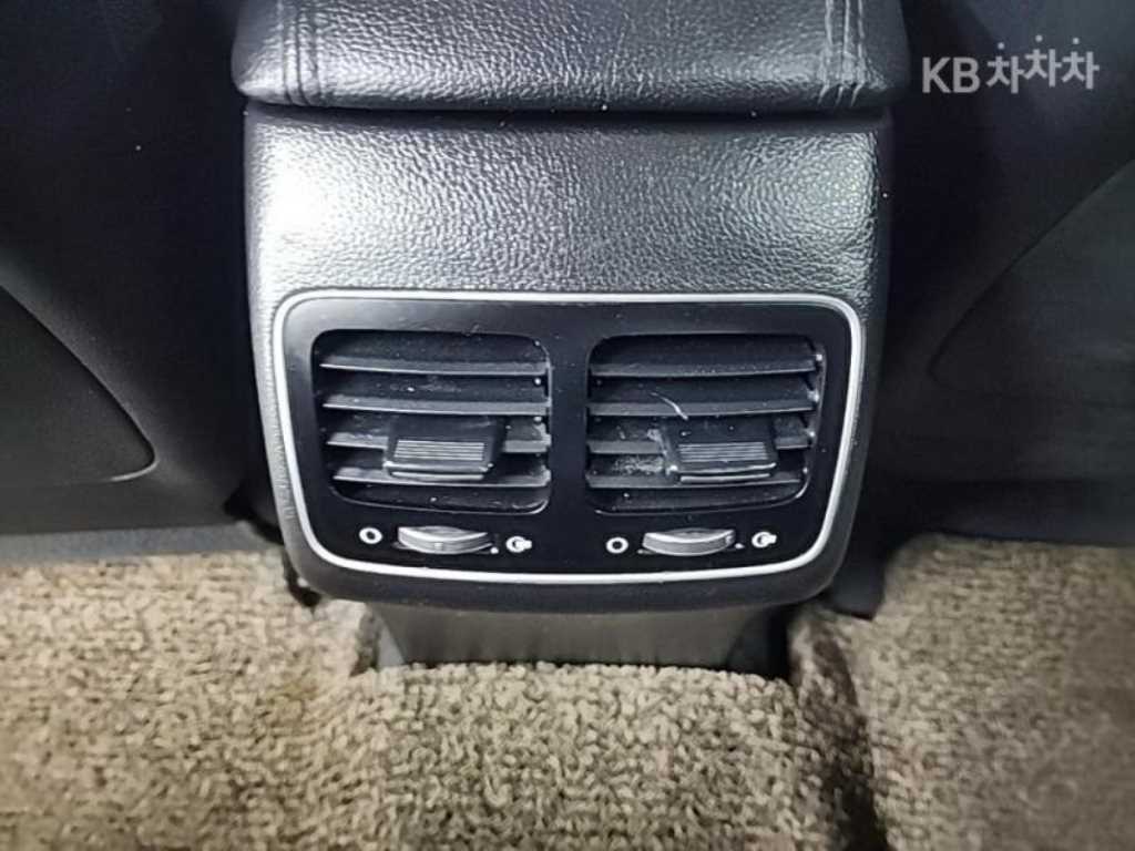 KIA K7 - Vista 12