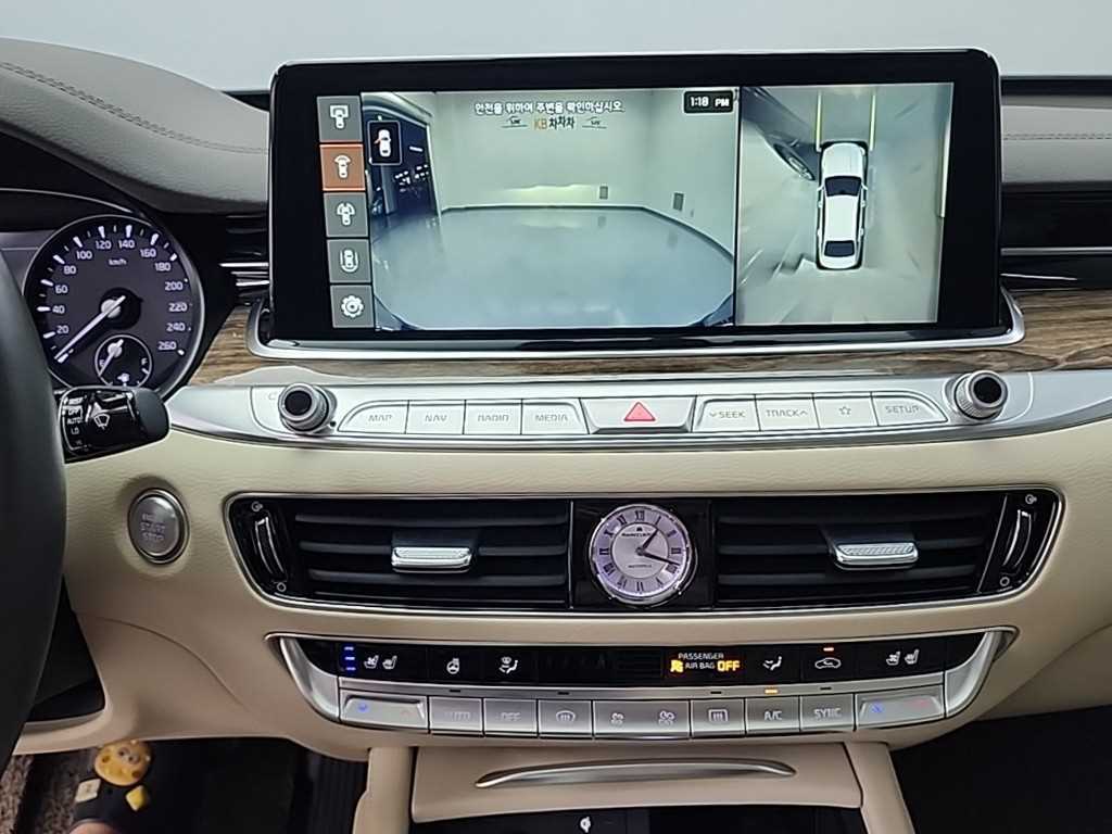 KIA K9 - Vista 10