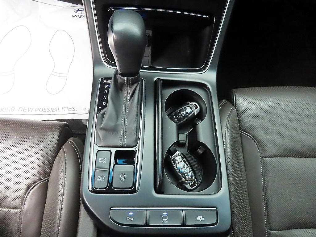 HYUNDAI Grandeur - Vista 10
