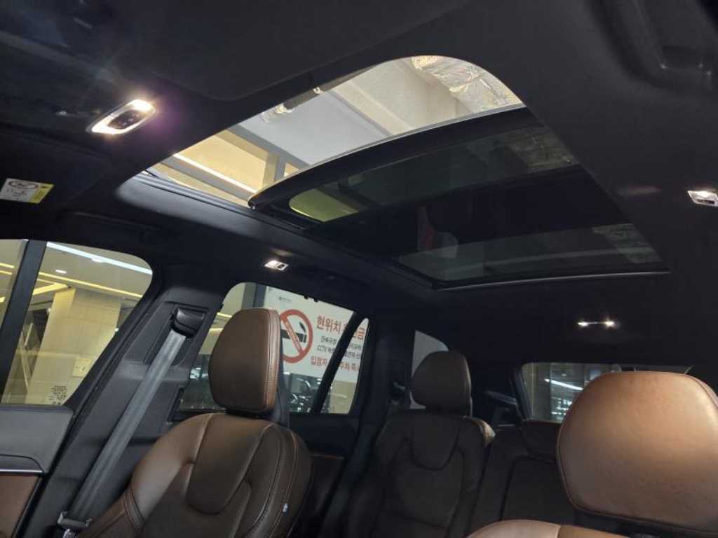 Volvo XC90 - Vista 11