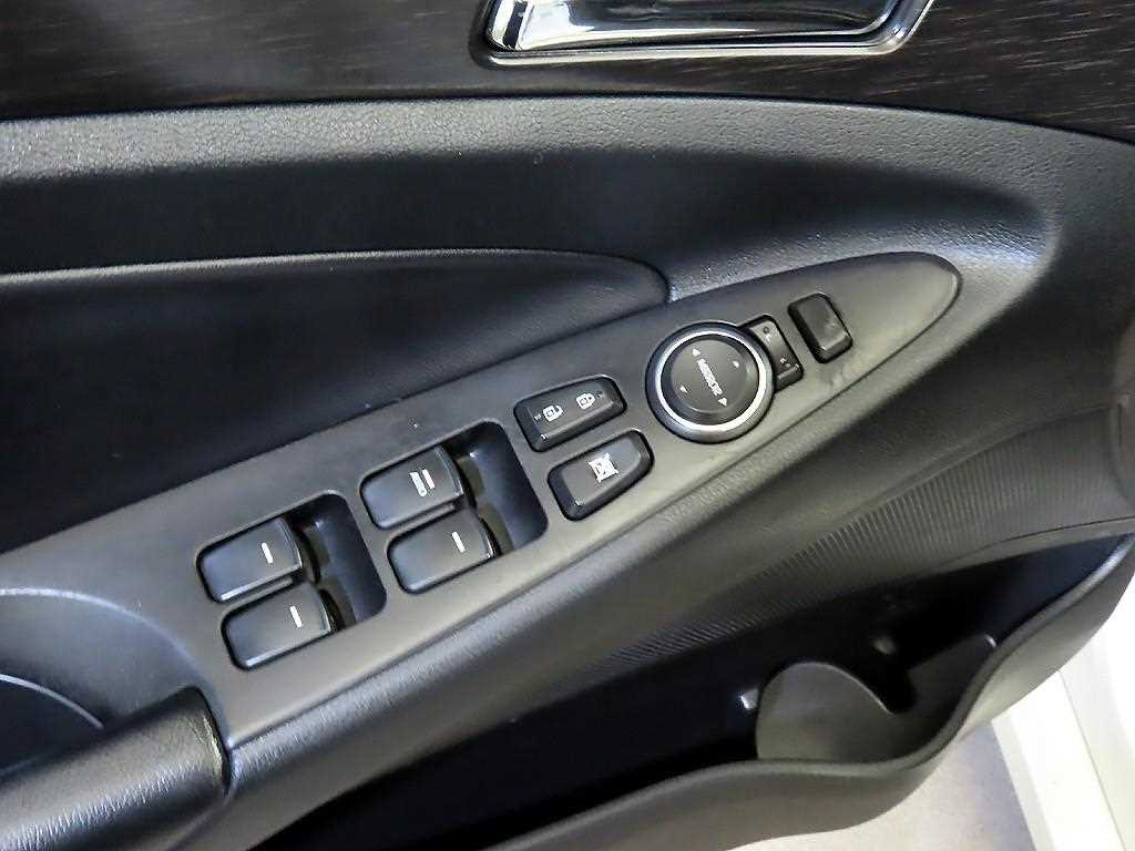 HYUNDAI Sonata 2014 Blanco - Importación desde Corea - HF Imports Iquique - Foto 17