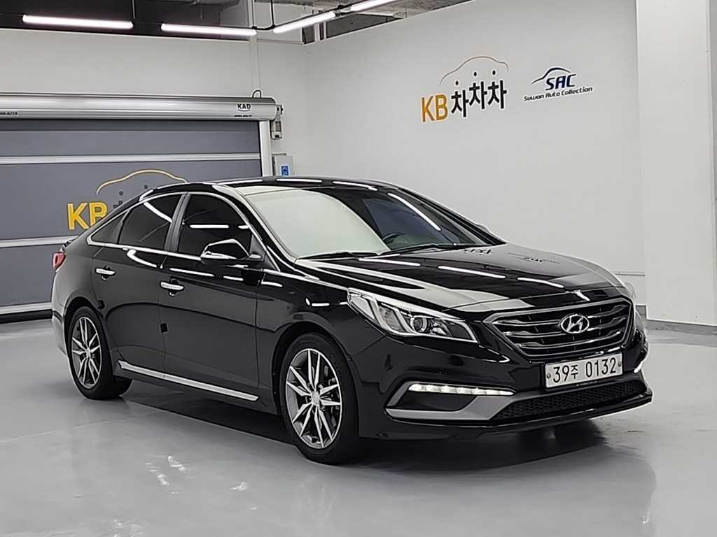 HYUNDAI Sonata - Vista 4