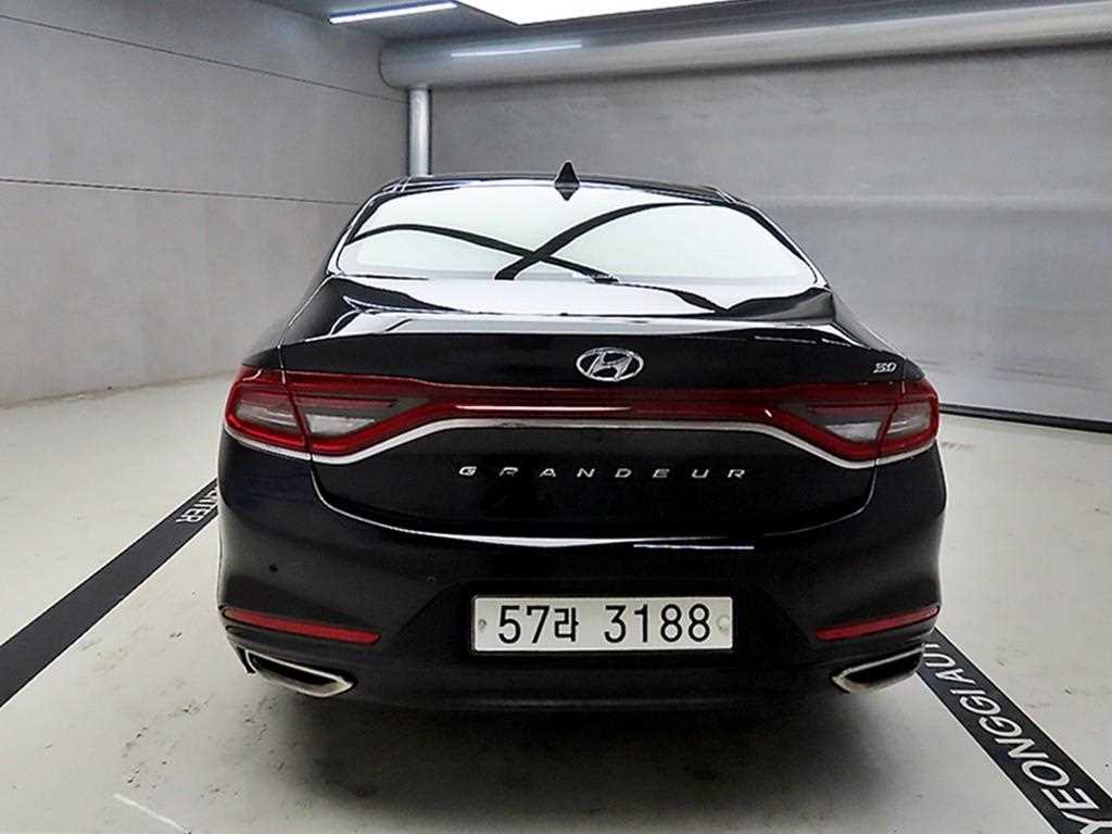 HYUNDAI Grandeur - Vista 3