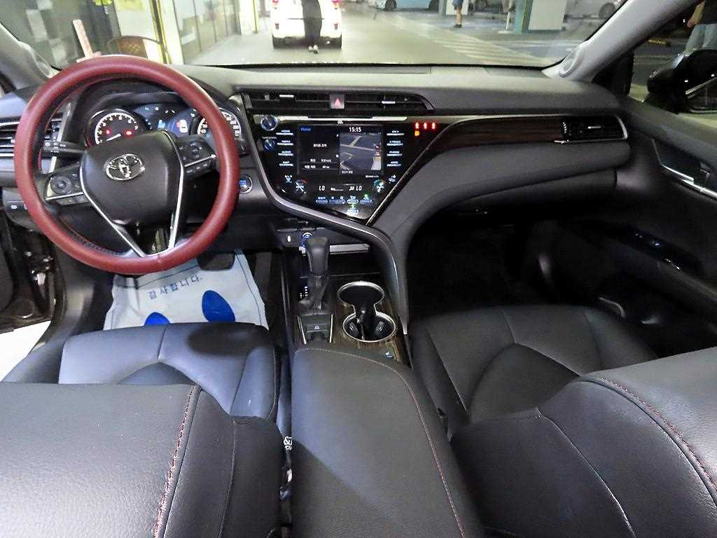 Toyota Camry - Vista 10
