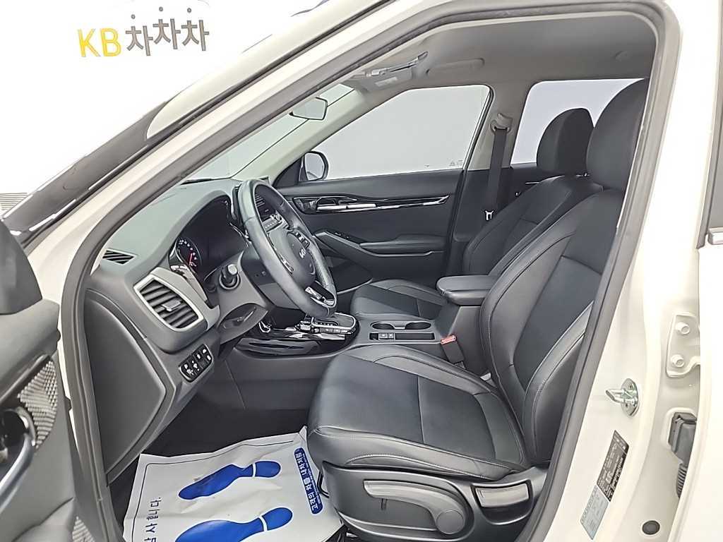 KIA Seltos - Vista 11