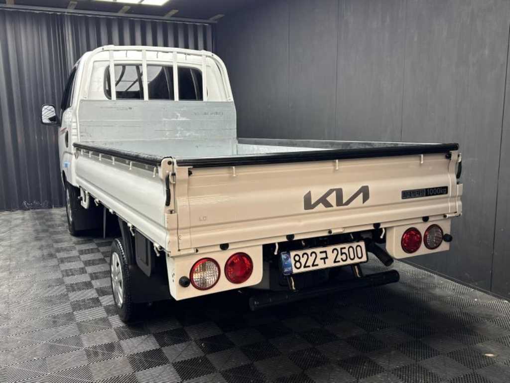 Small Truck Cargo (small) - Vista 4