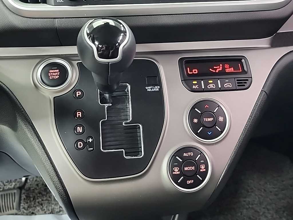 KIA Ray - Vista 8