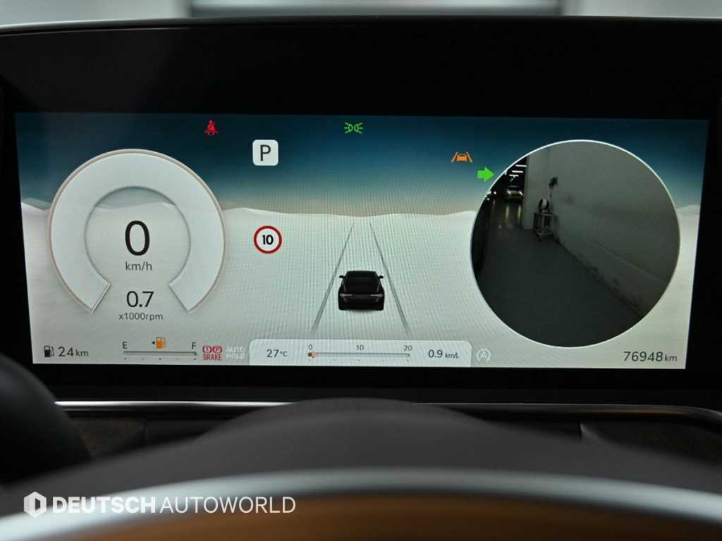 Genesis G90 - Vista 8