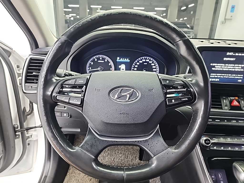 HYUNDAI Grandeur - Vista 9