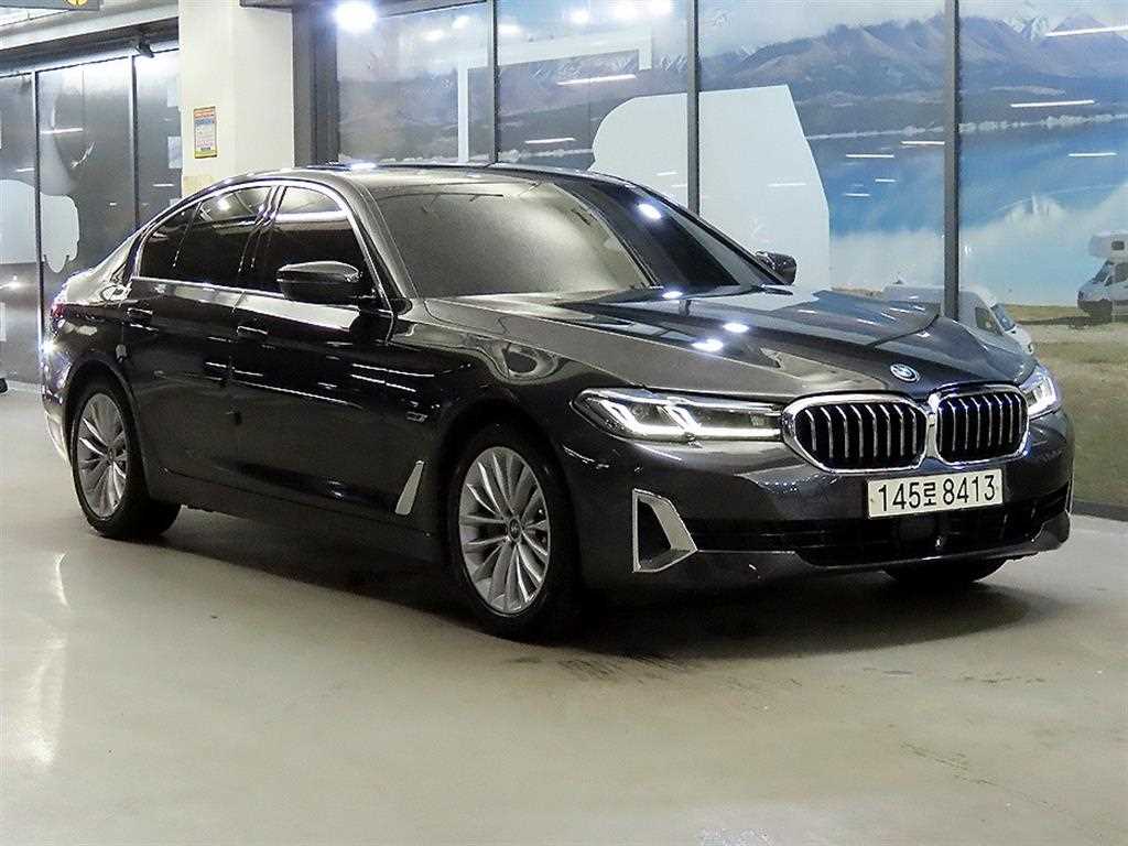 BMW 5 Series 2022 Gris - Importación desde Corea - HF Imports Iquique - Foto 1