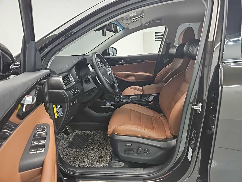 KIA Sorento - Vista 11