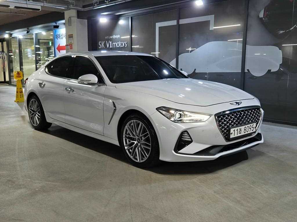 Genesis G70 - Vista 3