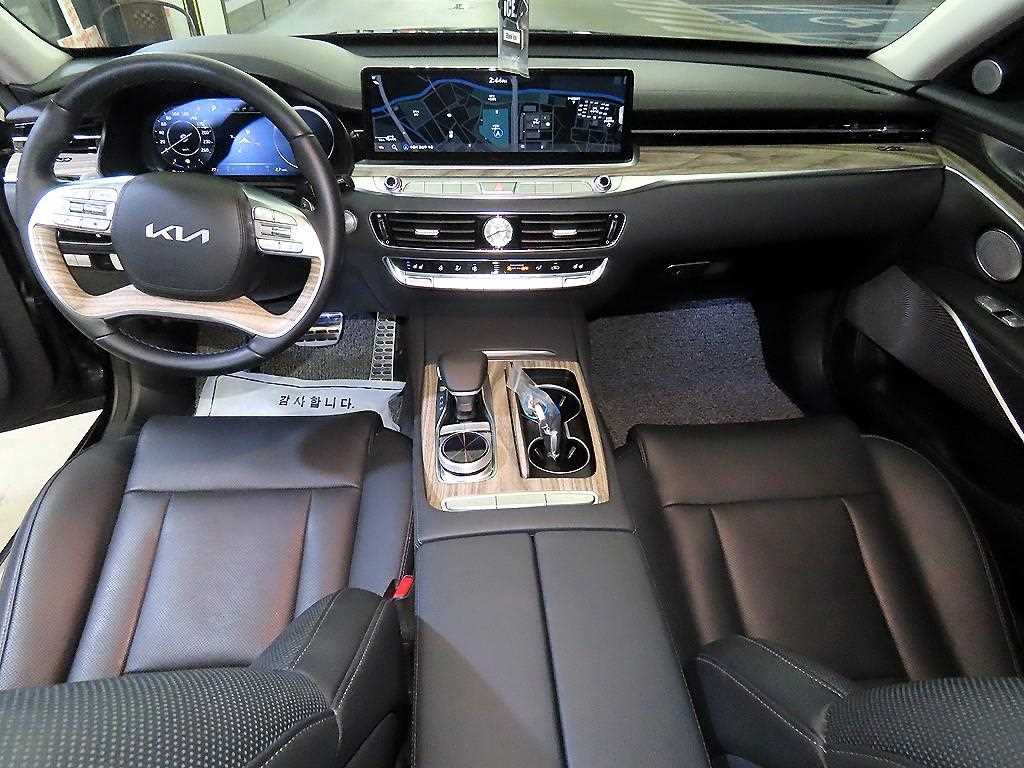 KIA K9 - Vista 10