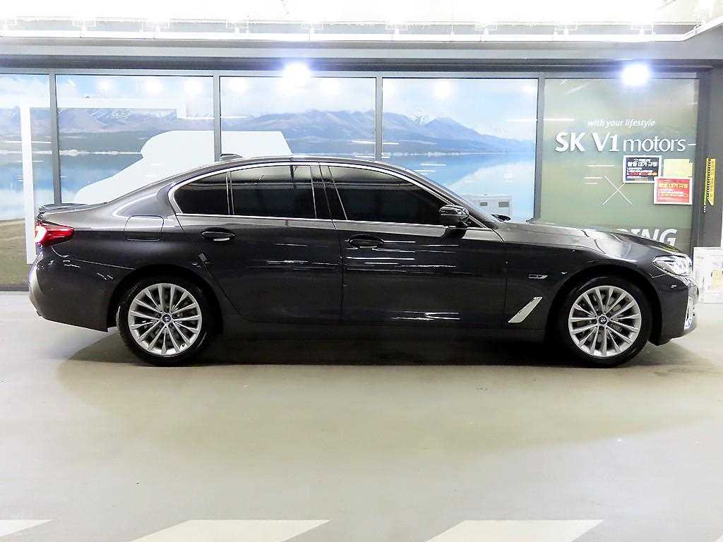 BMW 5 Series - Vista 3