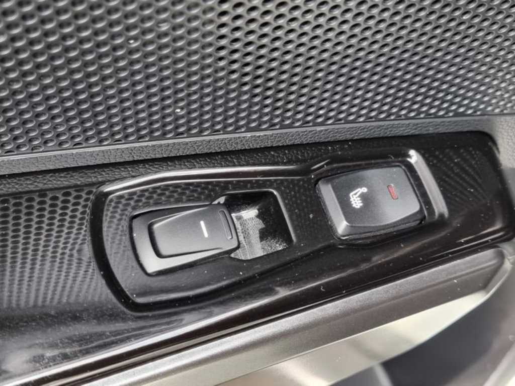 Ssangyong Tivoli 2024 Blanco - Importación desde Corea - HF Imports Iquique - Foto 15