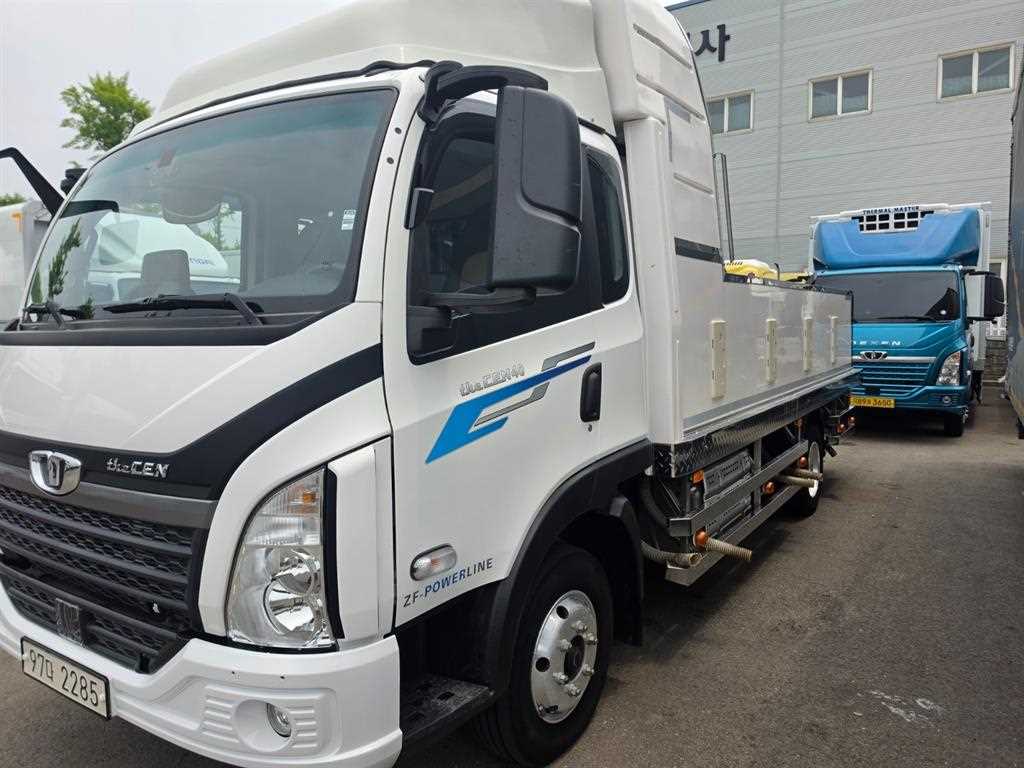 medium and large cargo Live Fish Car - Vista 2