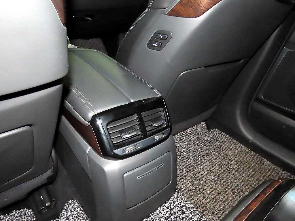 Genesis EQ900 2017 Negro - Importación desde Corea - HF Imports Iquique - Foto 14