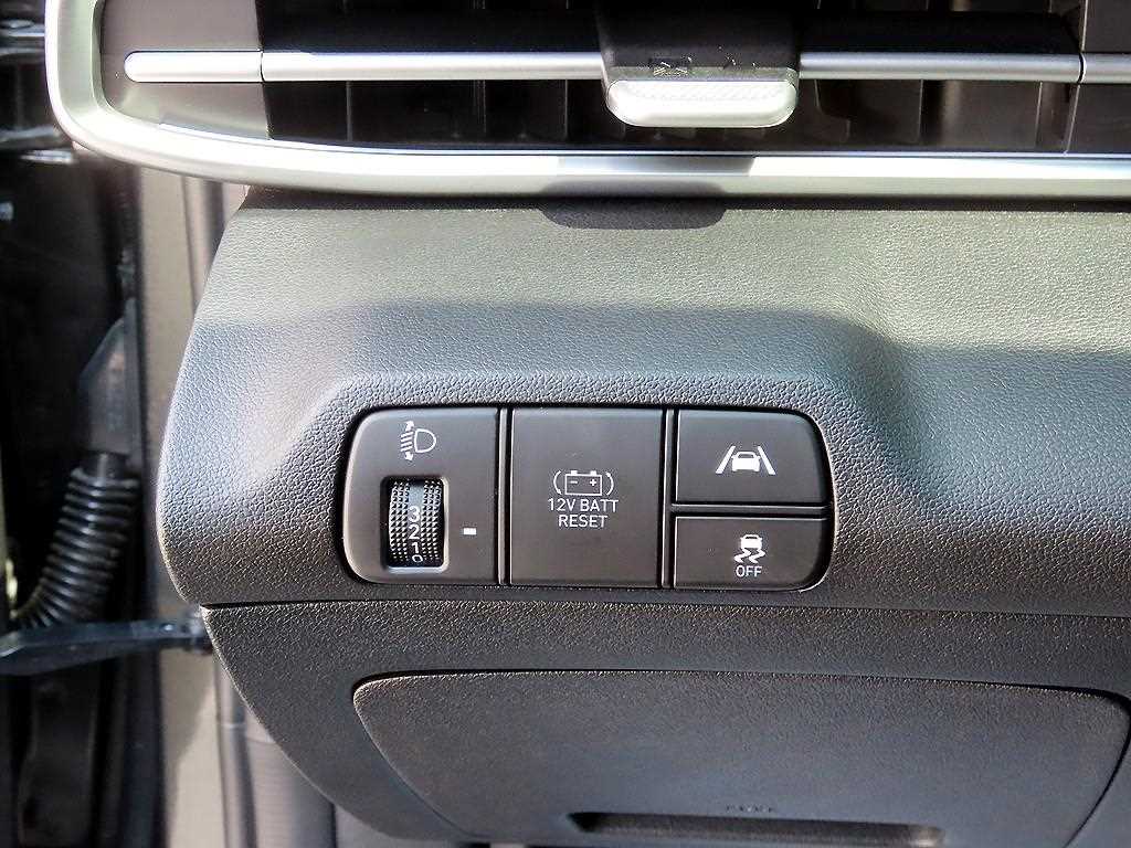 HYUNDAI Avante - Vista 12