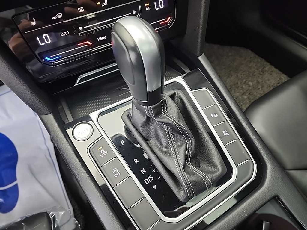 Volkswagen Arteon - Vista 8