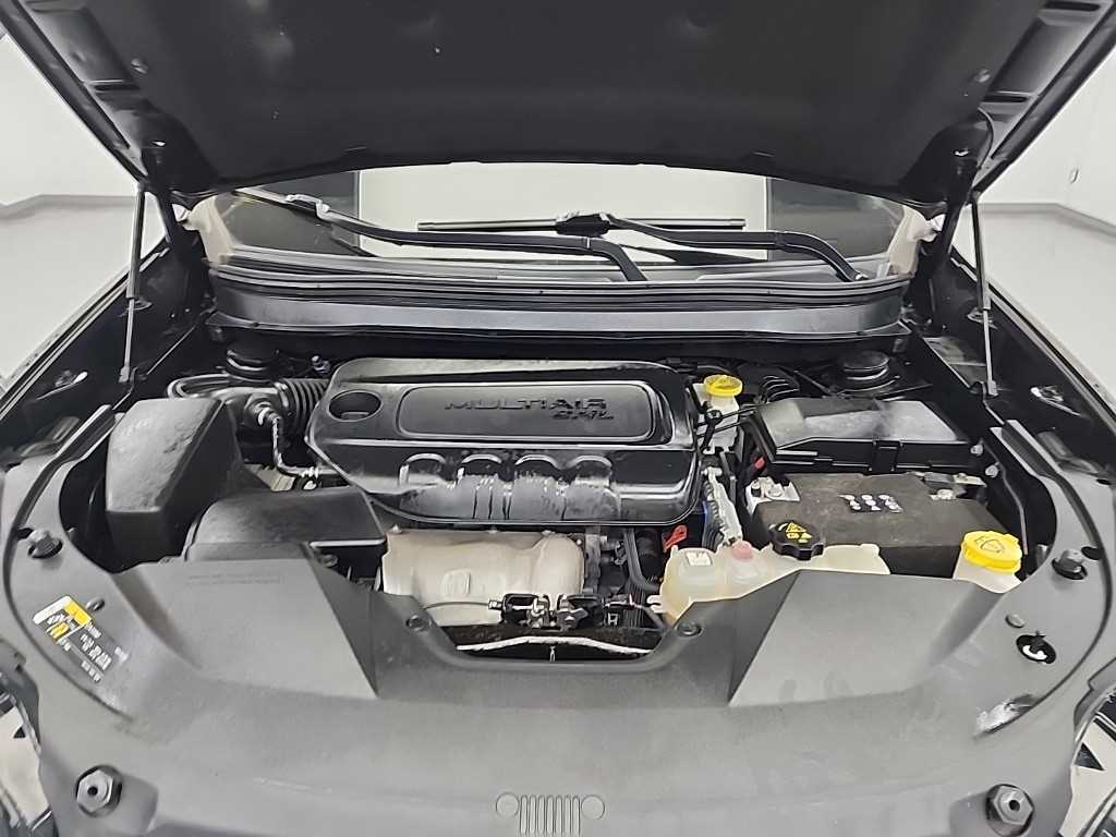 Jeep Cherokee - Vista 4