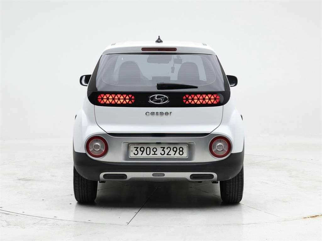 HYUNDAI Casper - Vista 5