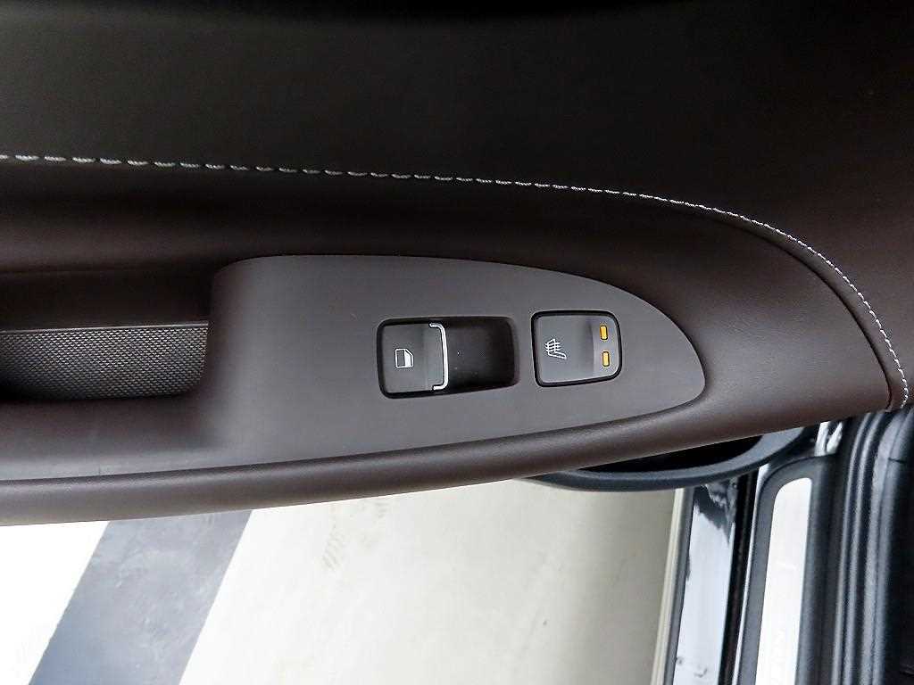 HYUNDAI Grandeur - Vista 12