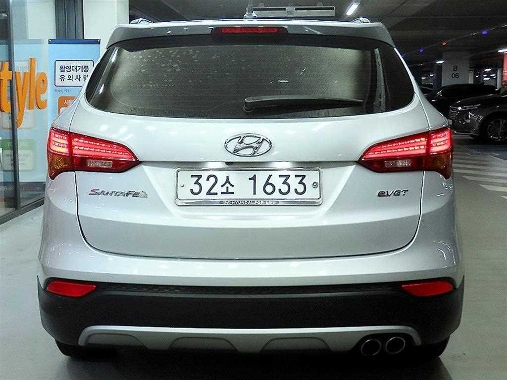 HYUNDAI Santa Fe - Vista 5