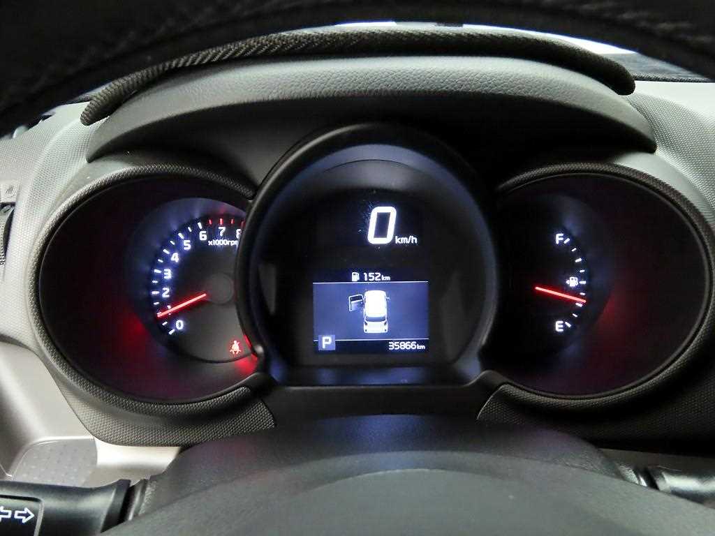 KIA Ray - Vista 5
