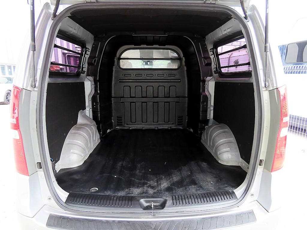HYUNDAI Starex 2014 Plateado - Importación desde Corea - HF Imports Iquique - Foto 16