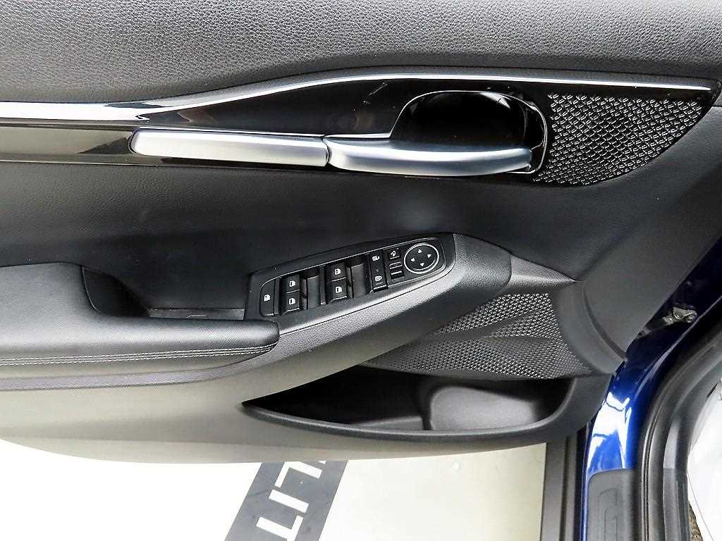 KIA Seltos - Vista 11